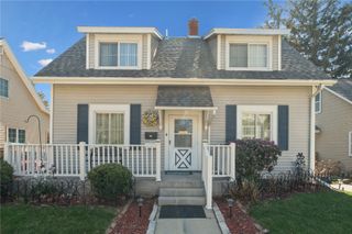311 22nd St NE, Cedar Rapids, IA 52402