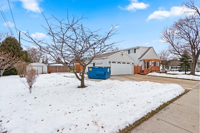 2109 41st STREET, Two Rivers, WI 54241