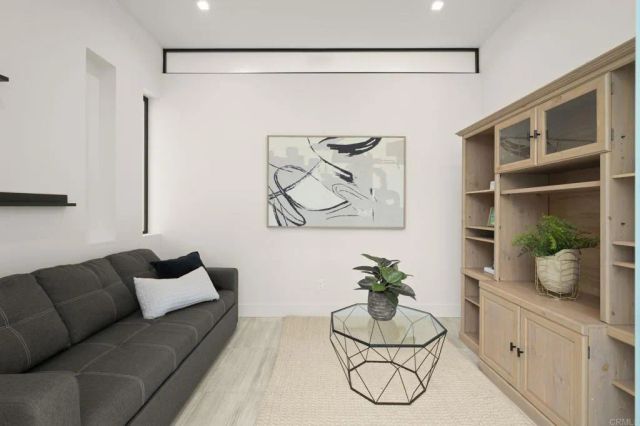 2170 Via Nina, La Jolla, CA 92037