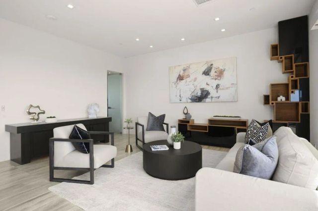 2170 Via Nina, La Jolla, CA 92037