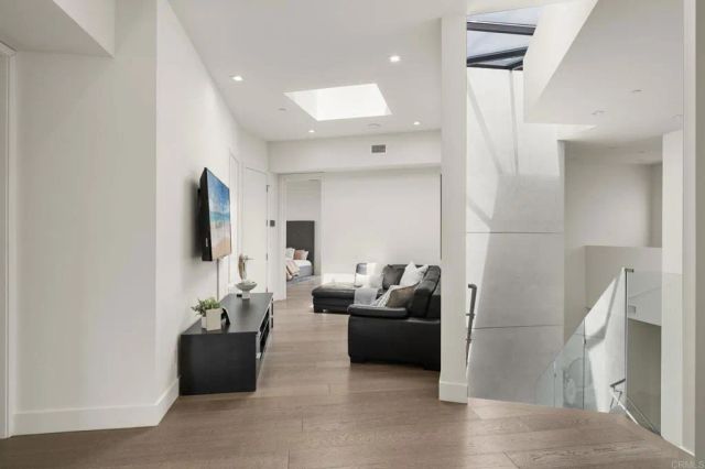 2170 Via Nina, La Jolla, CA 92037