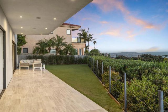 2170 Via Nina, La Jolla, CA 92037