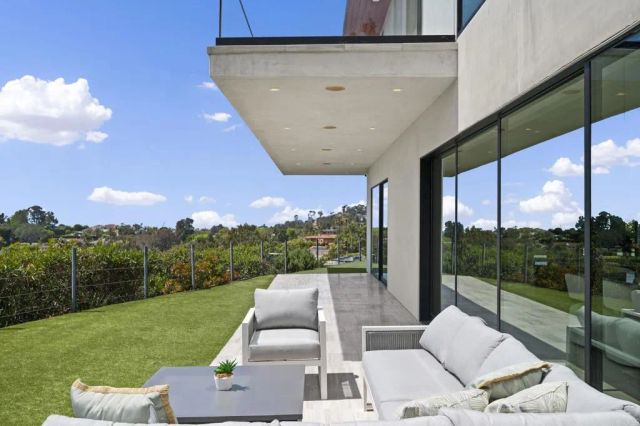 2170 Via Nina, La Jolla, CA 92037