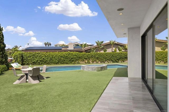 2170 Via Nina, La Jolla, CA 92037