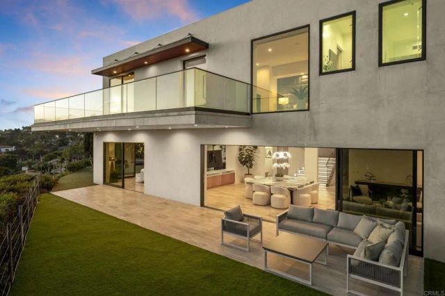 2170 Via Nina, La Jolla, CA 92037