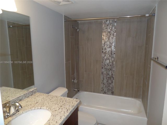 109 Lake Emerald Dr 108, Oakland Park, FL 33309