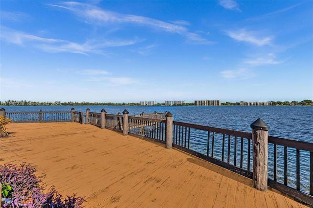 109 Lake Emerald Dr 108, Oakland Park, FL 33309