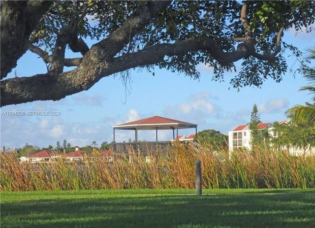 109 Lake Emerald Dr 108, Oakland Park, FL 33309