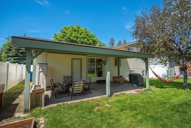 638 N Staples St, Medical Lake, WA 99022