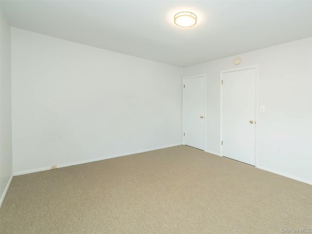 92 Elm Avenue 1st Floor, Glen Cove, NY 11542