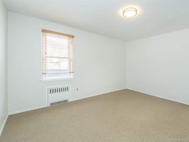 92 Elm Avenue 1st Floor, Glen Cove, NY 11542