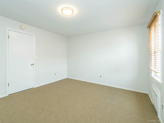 92 Elm Avenue 1st Floor, Glen Cove, NY 11542