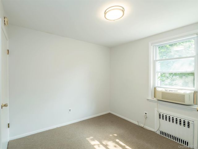 92 Elm Avenue 1st Floor, Glen Cove, NY 11542