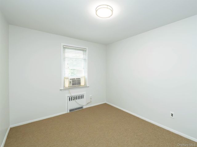 92 Elm Avenue 1st Floor, Glen Cove, NY 11542