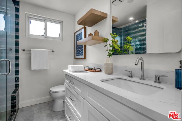 914 Lincoln Boulevard 202, Santa Monica, CA 90403
