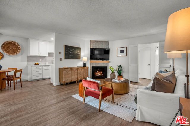 914 Lincoln Boulevard 202, Santa Monica, CA 90403