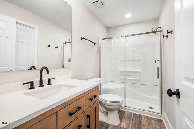 570 West Street, Pittsboro, NC 27312