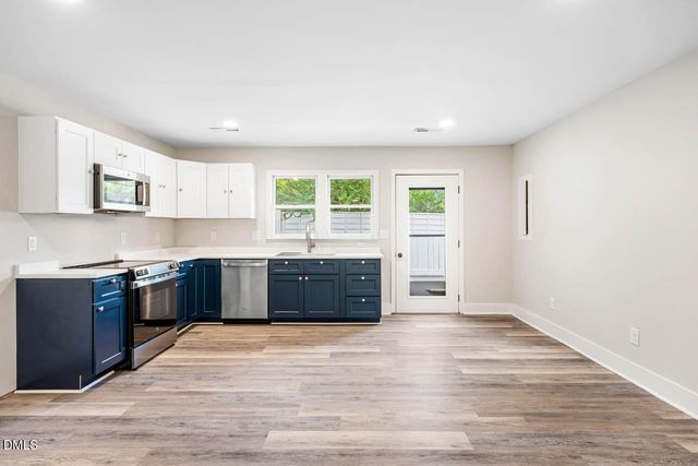 570 West Street, Pittsboro, NC 27312