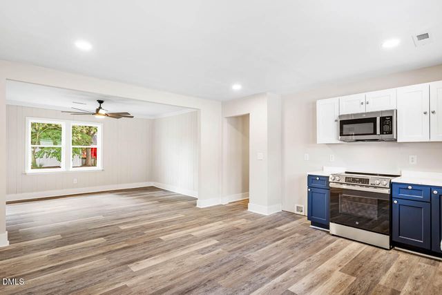 570 West Street, Pittsboro, NC 27312