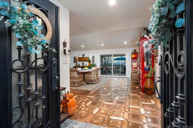 2763 W VICTORIA DR, Alpine, CA 91901