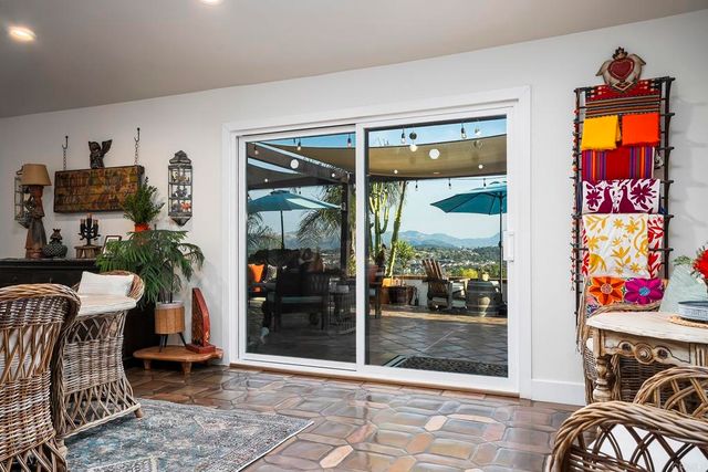 2763 W VICTORIA DR, Alpine, CA 91901