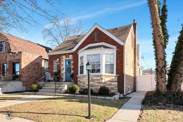 9751 S Hamlin Avenue, Evergreen Park, IL 60805