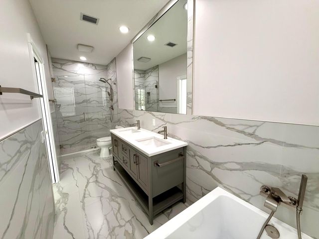 117 Waterford Drive, Jupiter, FL 33458
