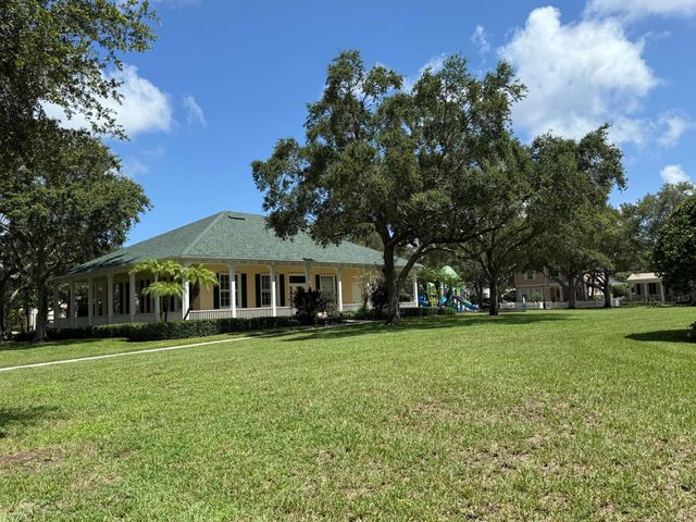 117 Waterford Drive, Jupiter, FL 33458