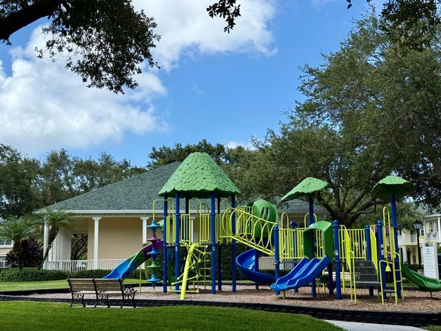 117 Waterford Drive, Jupiter, FL 33458