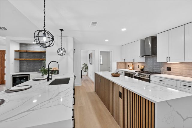 2313 Claridge Circle, Plano, TX 75075