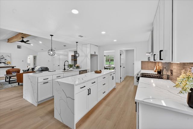 2313 Claridge Circle, Plano, TX 75075