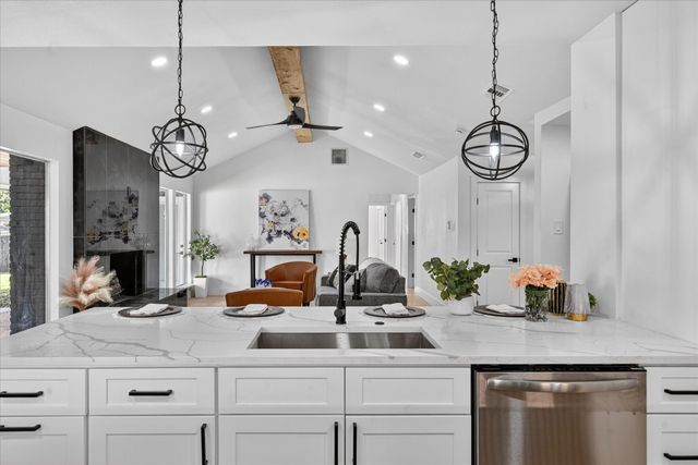 2313 Claridge Circle, Plano, TX 75075