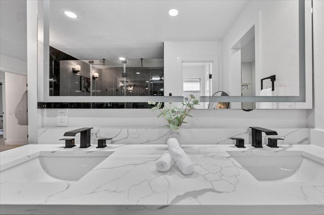 2313 Claridge Circle, Plano, TX 75075