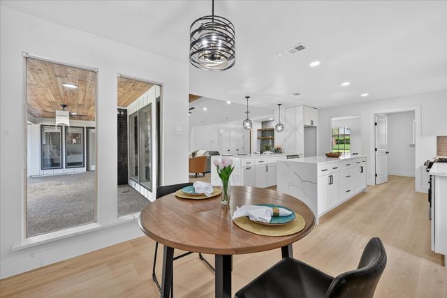 2313 Claridge Circle, Plano, TX 75075