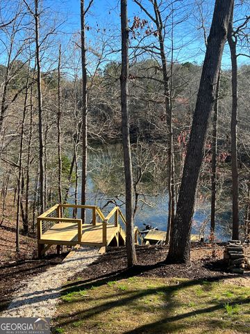 516 Winding Way, Hartwell, GA 30643
