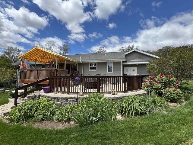 1500 Camelot Drive, Janesville, WI 53548