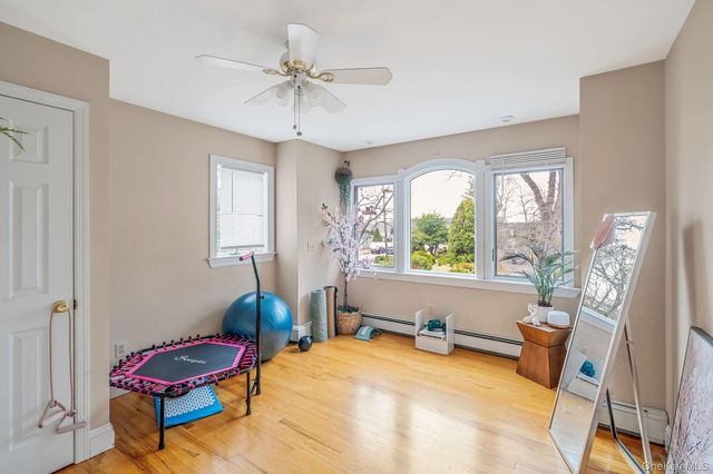 23 Wylde Road, Mount Sinai, NY 11766