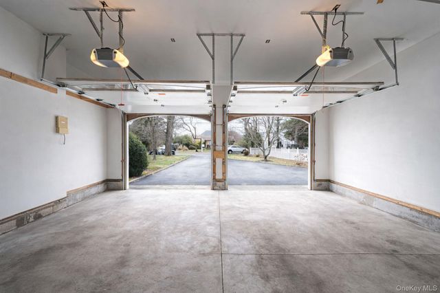 23 Wylde Road, Mount Sinai, NY 11766