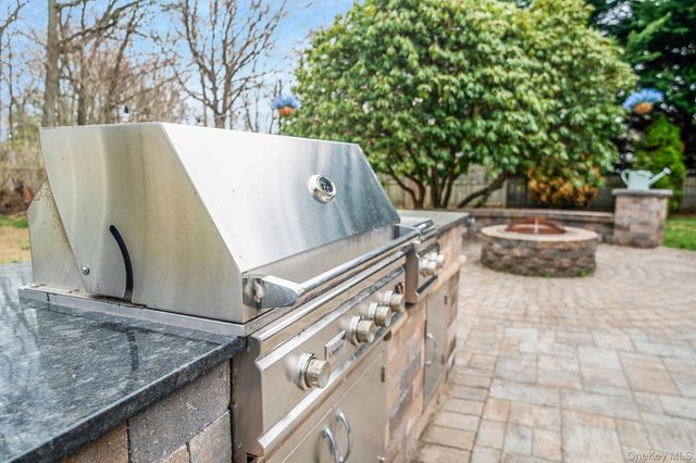 23 Wylde Road, Mount Sinai, NY 11766