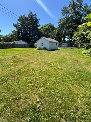 1433 Maple Row, Elkhart, IN 46514