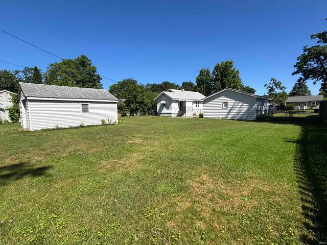 1433 Maple Row, Elkhart, IN 46514