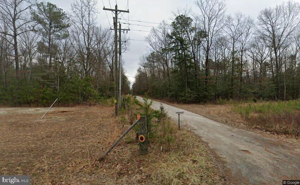 13275 BULL CHURCH RD, Woodford, VA 22580