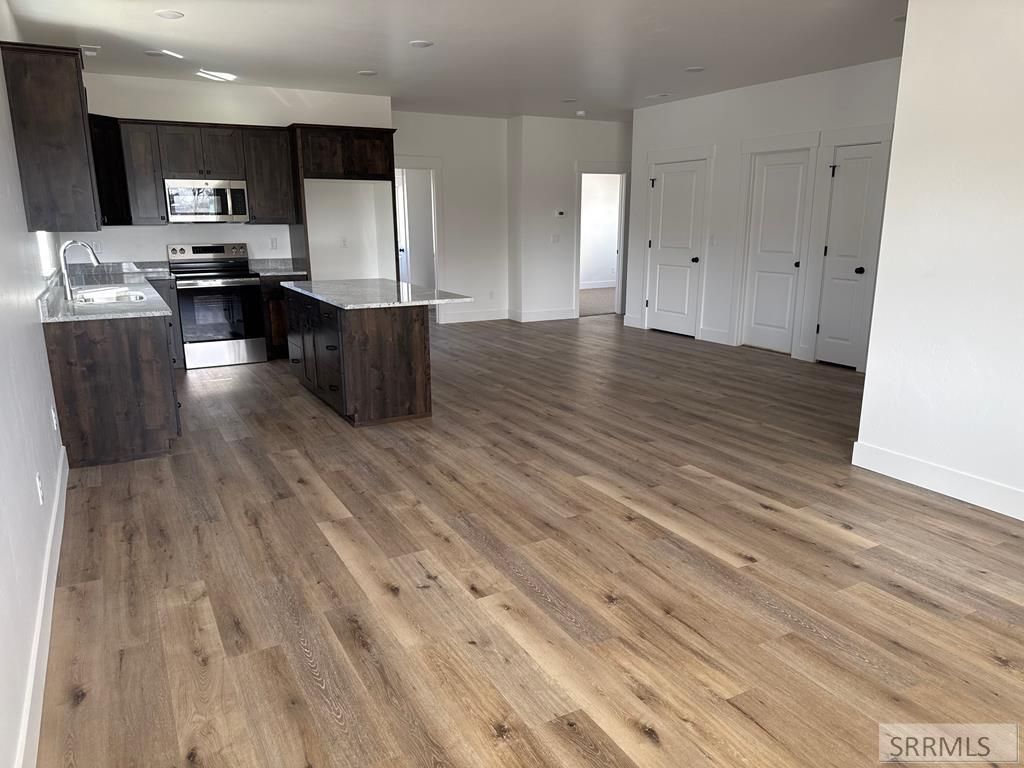 Image 5 of property listing at 513 Wooten Way, Blackfoot, ID 83221