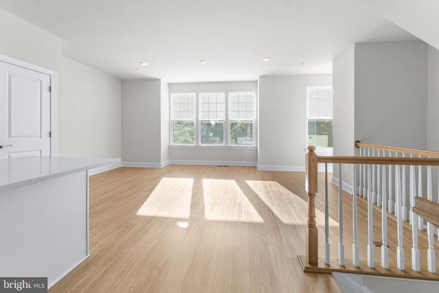 8373 MEADOWOOD DR, Hanover, MD 21076