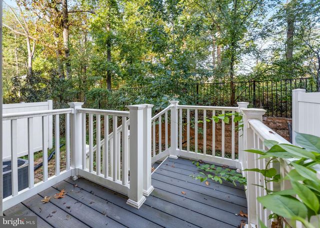 8373 MEADOWOOD DR, Hanover, MD 21076