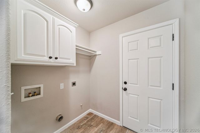 2603 SW Wolf Run Drive, Claremore, OK 74019