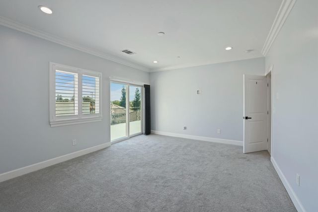4600 Tudor Rose Gln, Stockton, CA 95212