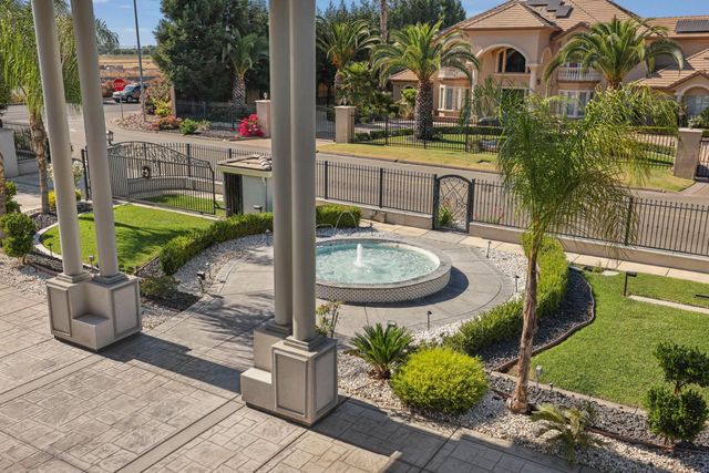 4600 Tudor Rose Gln, Stockton, CA 95212