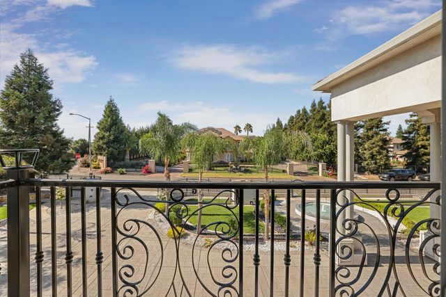 4600 Tudor Rose Gln, Stockton, CA 95212