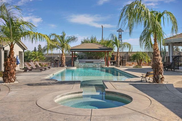4600 Tudor Rose Gln, Stockton, CA 95212